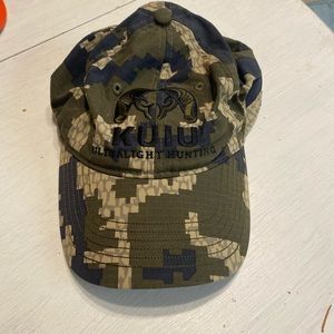 Kuiu ultralight hunting hat